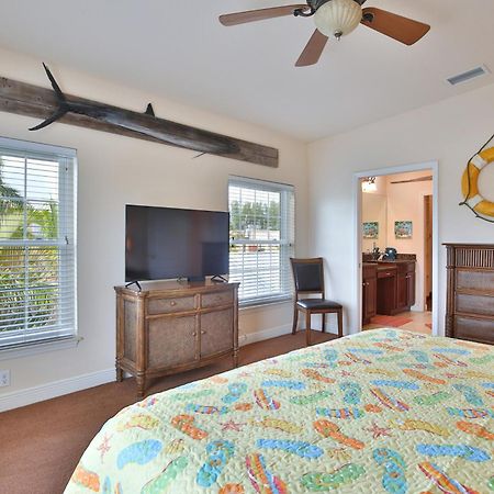 Hibiscus Hideaway B - Top Floor Unit برادنتون بيتش المظهر الخارجي الصورة