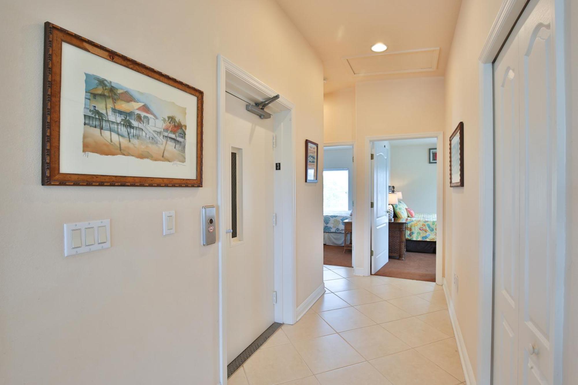 Hibiscus Hideaway B - Top Floor Unit برادنتون بيتش المظهر الخارجي الصورة