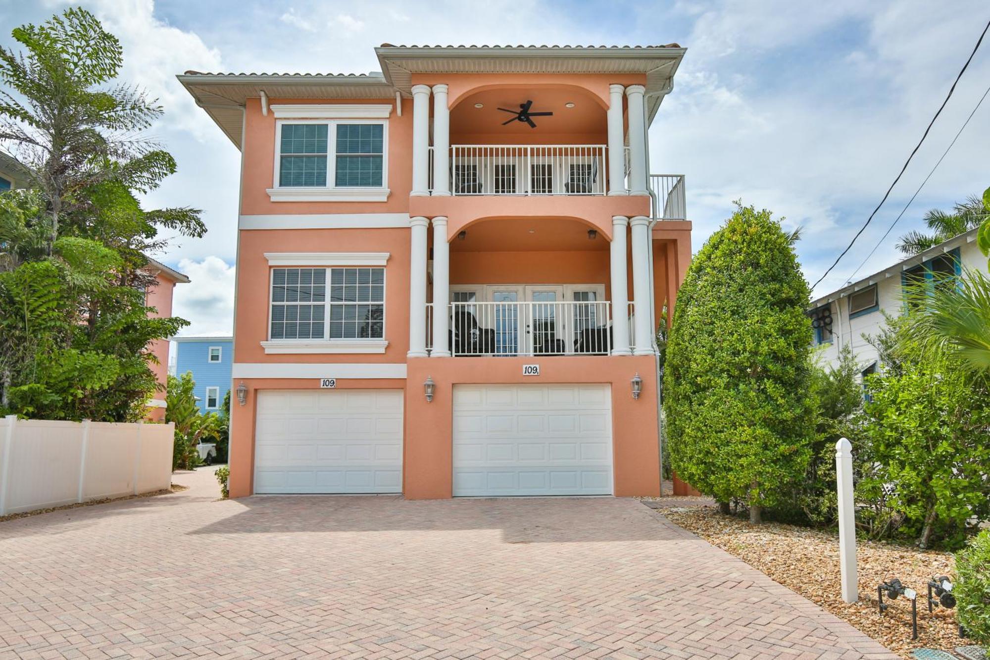 Hibiscus Hideaway B - Top Floor Unit برادنتون بيتش المظهر الخارجي الصورة